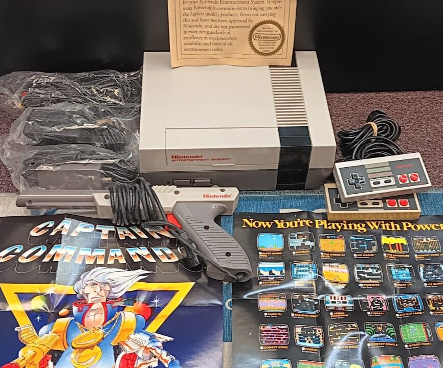 Nintendo Nes Console With Two Controllers, Zapper & Super Mario/Duck Hunt Tested