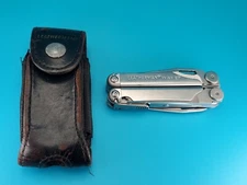 Leatherman Wave Multi Tool! Stainless! Retired! Free Shipping! Excellent!