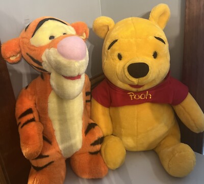 Vintage Mattel Disney Winnie the Pooh 20” and Tigger 21” Jumbo