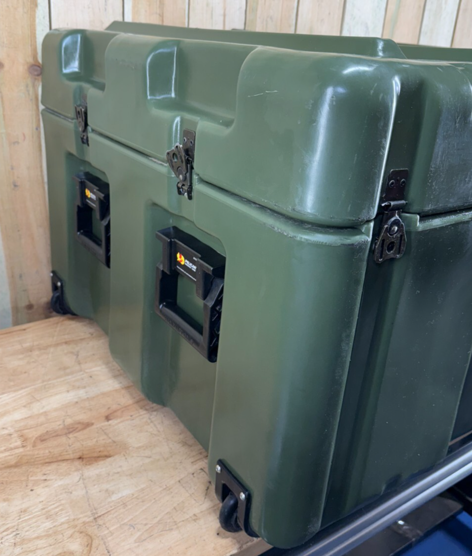 Pelican Hardigg Case 30x30x22
