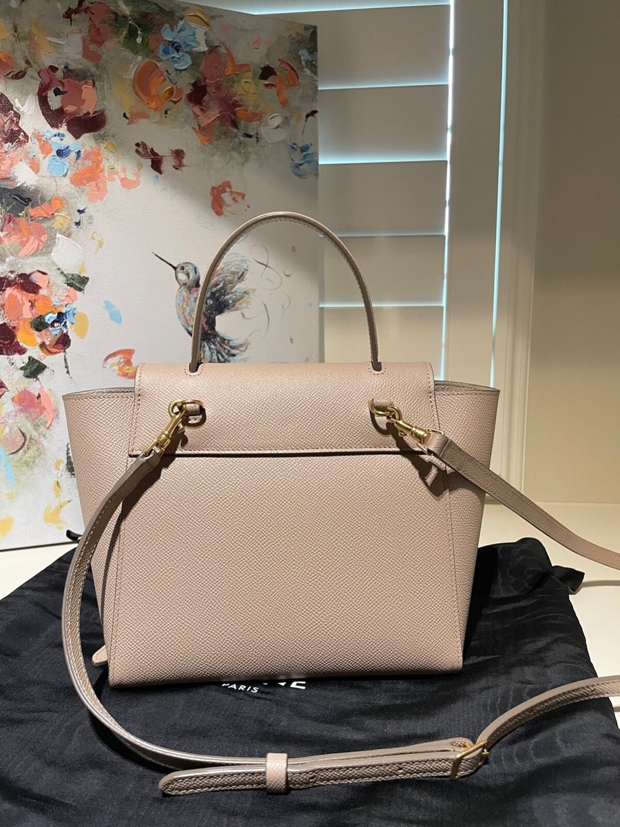 セリーヌ　ラゲージナノ　White/Light/Taupe Nano Belt Bag In Grained Calfskin Light Taupe Leather