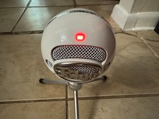 Blue Yeti Microphone Snowball iCE w/ USB Cable Condenser Mic Tripod Stand TESTED