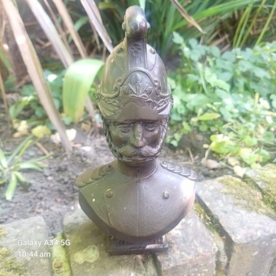 Patrick Creton Englischer Polizist - Bobby - Bronzebüste aus Kaltguss 22 cm