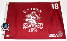 DUSTIN JOHNSON SIGNED 2016 U.S. OPEN RED PIN FLAG OAKMONT CHAMPION BECKETT COA