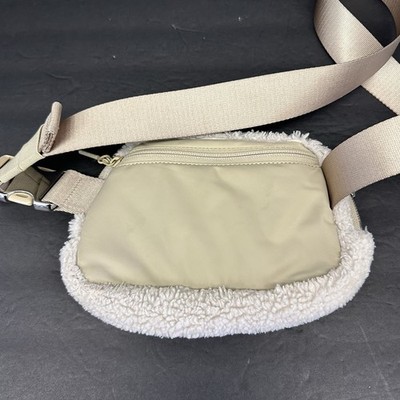 Lululemon Everywhere Fur Belt Bag Ivory White Sherpa Fleece Zip Fanny Pack Fuzzy | eBay Lululemon Everywhere Fur Belt Bag Ivory White Sherpa Fleece Zip Fanny Pack Fuzzy | eBay