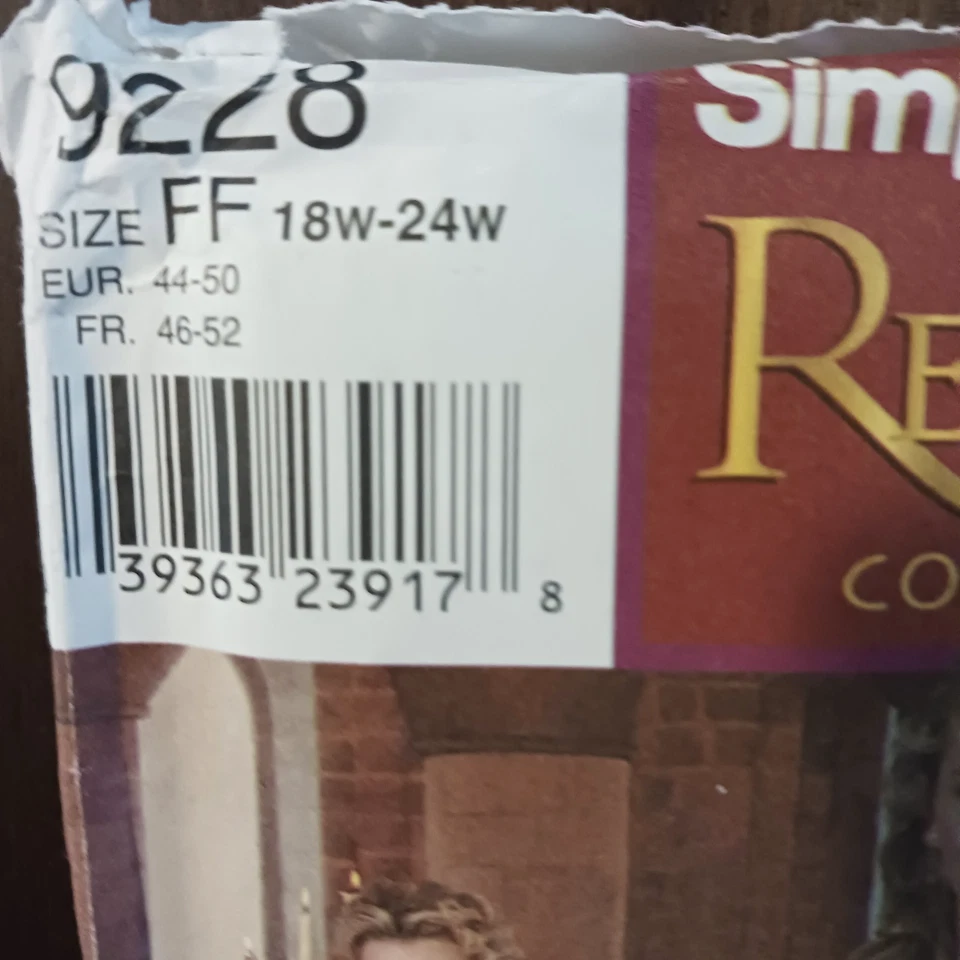 Simplicity Pattern #9228 Italian Renaissance Gown Medieval Bridal 18W - 24W UC - Image 2 of 4