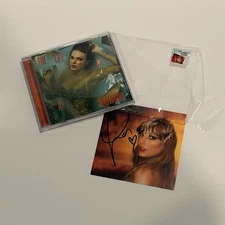 Taylor Swift The Life of a Showgirl CD + Hand Signed Photo 1