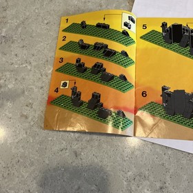 Vintage LEGO 6054 Forest man&rsquo;s Hideout 99.99 Complete! With Instructions!