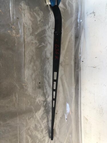 2006 AUDI A6 AVANT QUATTRO Windshield Wiper Arm Right Passenger Side RH OEM - Picture 3 of 11