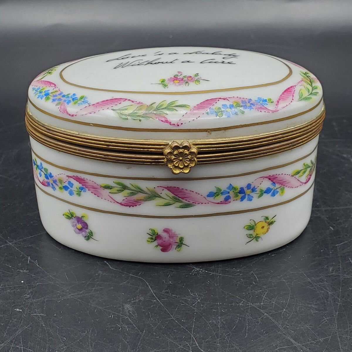 Antique Tiffany & Co Private Stock Porcelain Trinket Box Le Antique Tiffany & Co Private Stock Porcelain Trinket Box Le