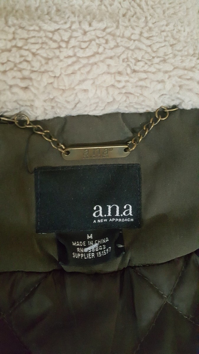 専用⭐️ ANA Green Puffy Down Blend Jacket Faux Fur Trim Hood Women's Med