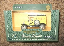 1993 ERTL CLASSIC diecast 1913 Model T Ford Van Anheuser Busch MIB