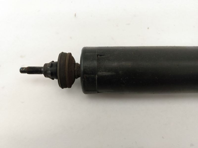 2013 Ford Mustang Rear Left Side Shock Strut Absorber OEM 66454 Off-White 靴