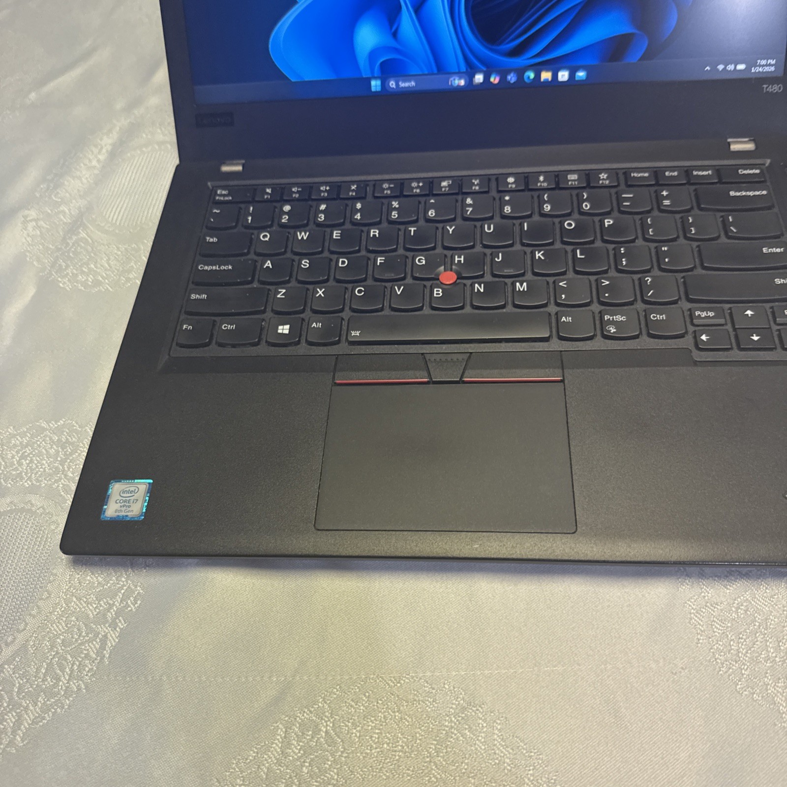 Lenovo ThinkPad T480, 14-Inch Laptop, with Intel Core i7-8650U, 512 SSD (Solid State Drive), Windows 11 Pro