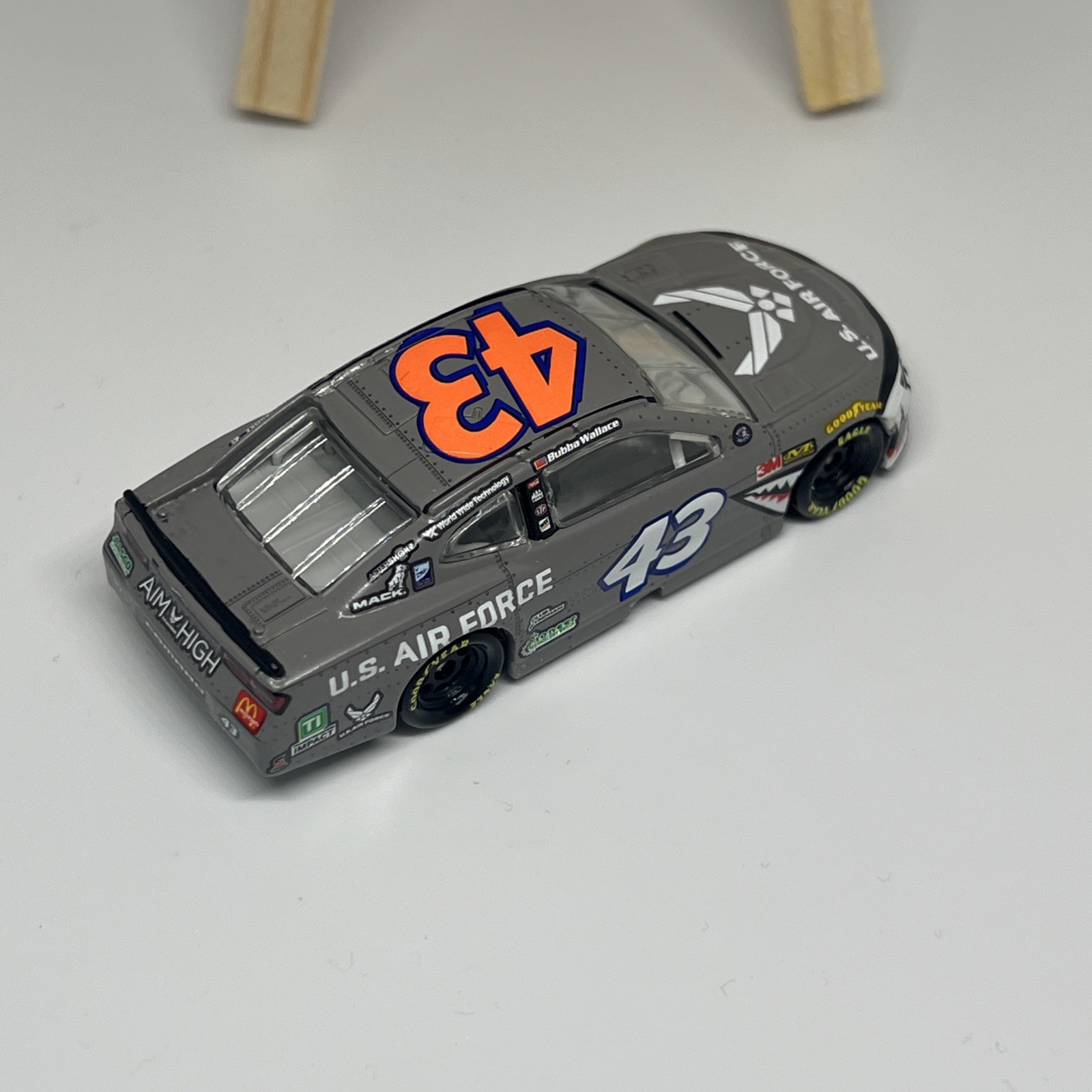 Picture 6 of 16
