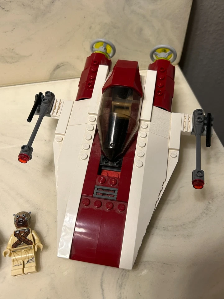 Lote LEGO Stars Wars A-Wing Starfighter 6207 75003 - INCOMPLETO - Tusken Han Solo - Imagem 3 de 4
