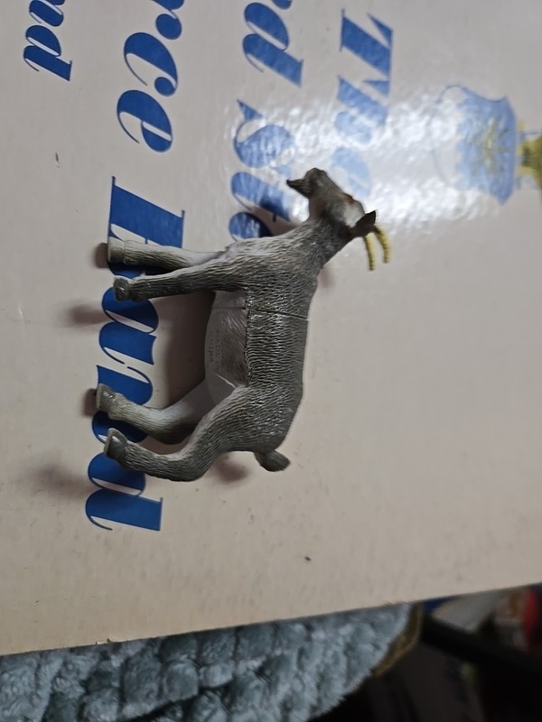 Unknown Brand Goat Farm Country Used SLP 