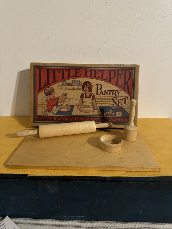 Primitve Child Kitchen Pastry Set 1920s in  Box Baking Tools wood little helper 