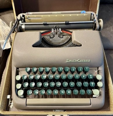 Vintage Smith-Corona Silent Portable Typewriter 1951 with Case Tested Works A+