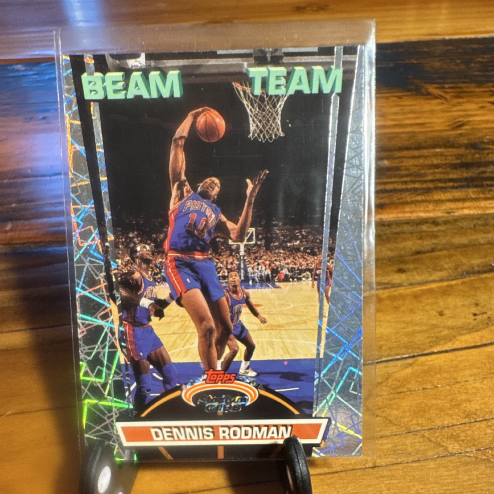 Topps 1992-93 Stadium Club Beam Team Dennis Rodman #19 Detroit Pistons NBA