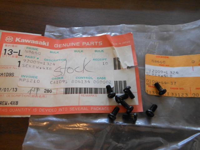 NOS Kawasaki ZX750 ZX900 ZX600 KZ750 KZ700 Screw QTY8 92009-1324