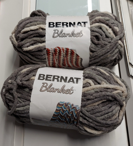 Bernat Blanket Yarn - SILVER STEEL 5.3 oz ea. Set of two - Picture 3 of 6