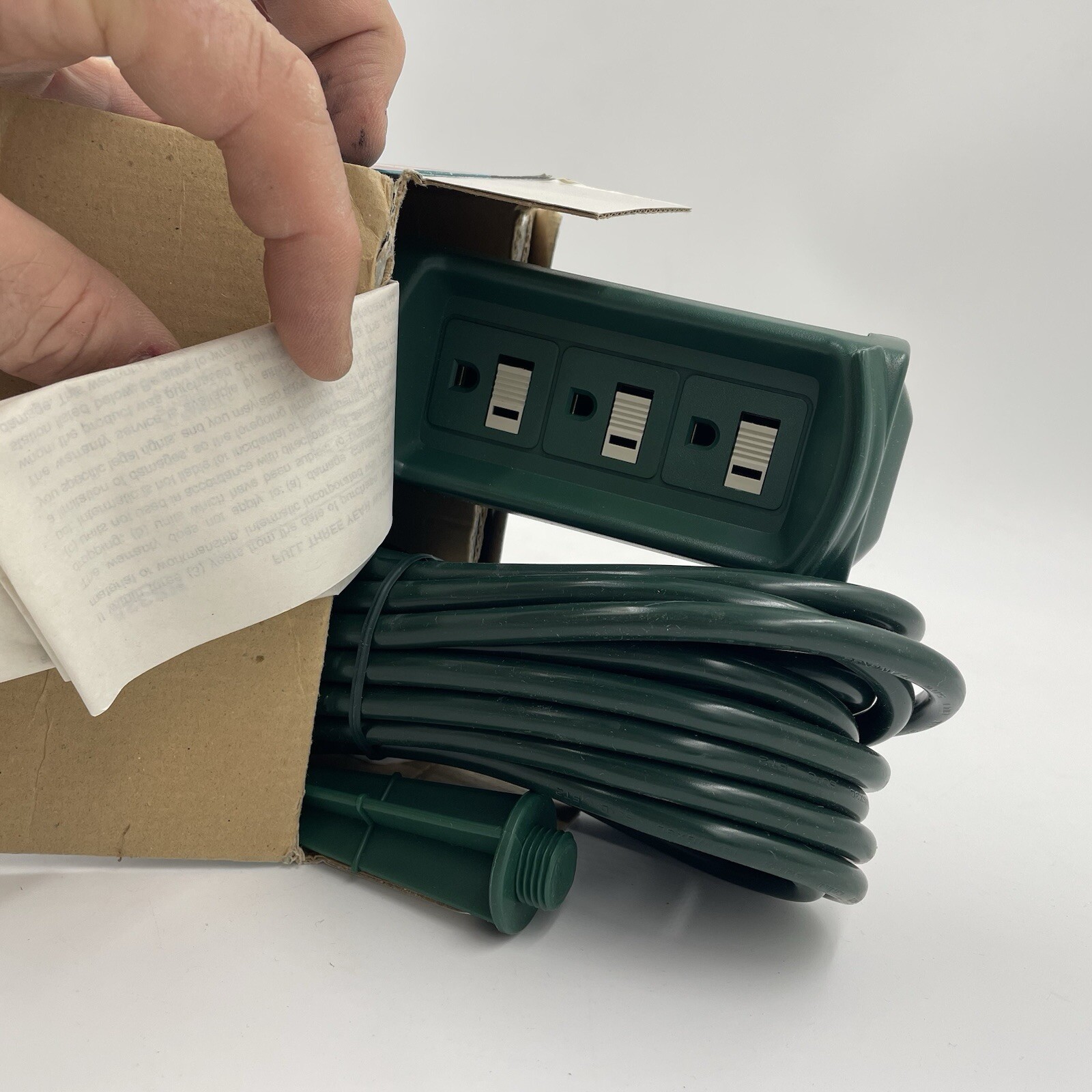 Intermatic Outdoor Outlet Stake 25 Fr Power Cord 13 AMPS Model HS325