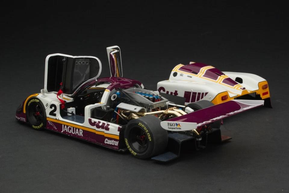Exoto 1:18 | 1988 TWR Jaguar XJ-R9 LM | Winner, 24 Hours of Le Mans | Works Team - Image 2 of 4