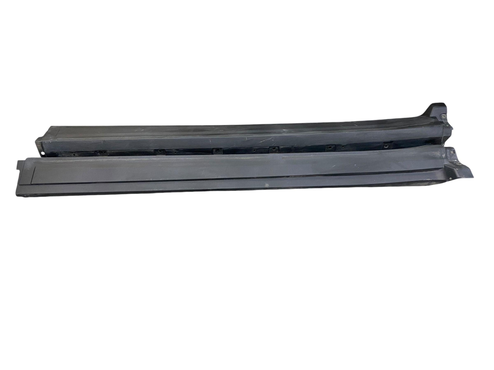 2017 - 2024 MASERATI LEVANTE M161 OEM RIGHT LEFT ROCKER PANEL SKIRT *SCRATCHED*