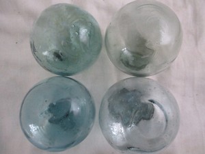 4 VINTAGE Japanese With Squiggly Surface Glass Floats Alaska Beach Combed