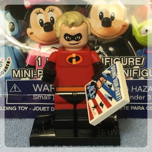 mr incredible lego minifigure
