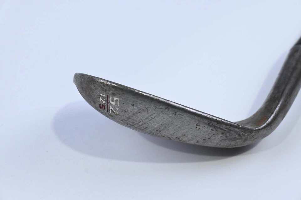 Callaway Mack Daddy 2 Gap Wedge / 52 Degree / Wedge Flex Dynamic Gold Shaft - Image 3 of 4