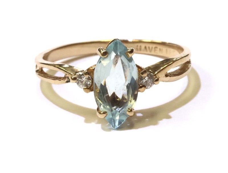 14k yellow gold Natural Blue aquamarine diamond .04CT gemstone ring 1.9g estate