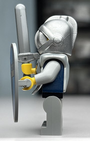 LEGO Minifigure Castle cas419 Fantasy Era Crown Knight Scale Mail Armor 7097