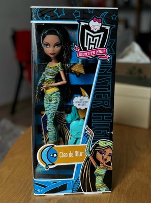 Monster High Cleo de Nile Dead Tired Doll First Wave Pajama 2010 RARE NRFB