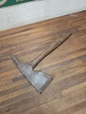 R1- Antique special purpose type  axe hatchet tool 3 lb 7oz