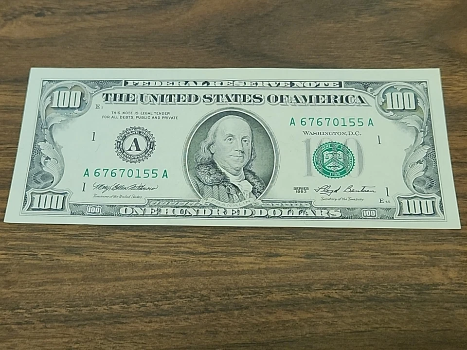 Set of 5 - Series 1993 $100 Federal Reserve Notes - Consecutive Serial Numbers - Image 3 of 4