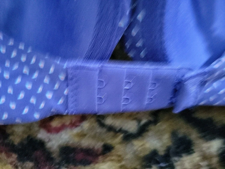 Sujetador Victoria's Secret Demi para mujer 32C azul cachemir forrado por Victoria nuevo con etiquetas Foto 4 de 4