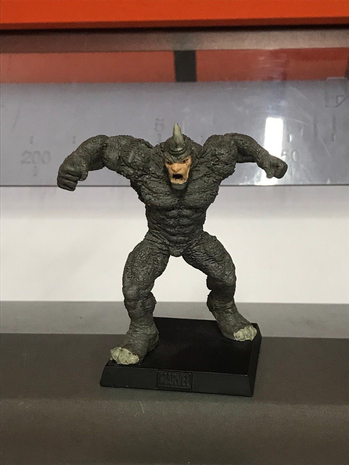 Металлическая фигурка орла-носорога seltene Figur 10 см выпущенная ограниченным тиражом СПЕЦИАЛЬНАЯ серия MARVEL 8290₽