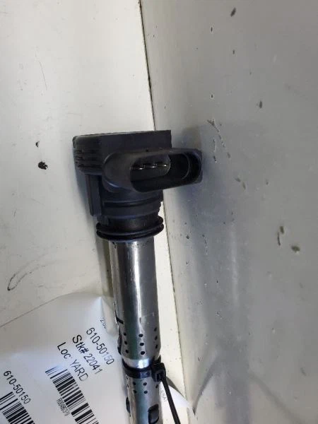 2009-2017, Volkswagen Passat, bobina/encendedor, 2,0 L, número de pieza: 06H905115A Foto 2 de 4