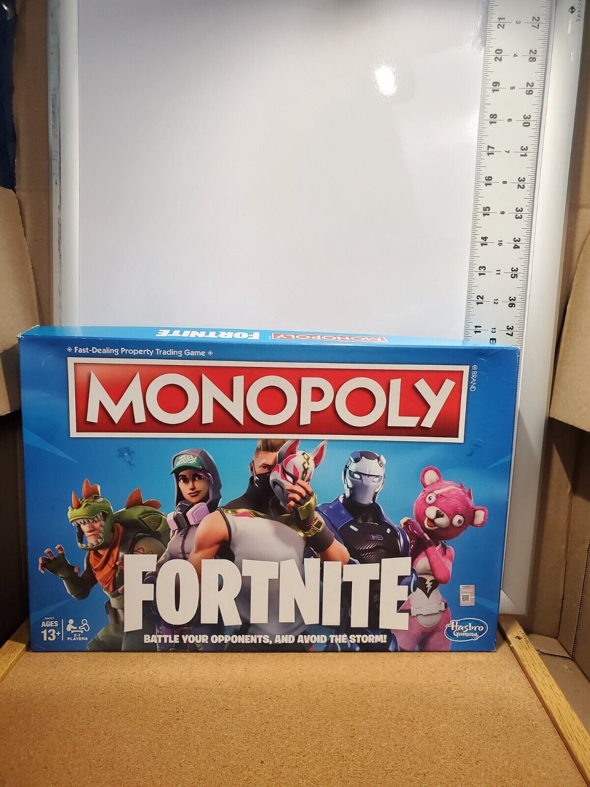 Jogo de Tabuleiro - Monopoly - Fortnite - Hasbro - PBKIDS Mobile