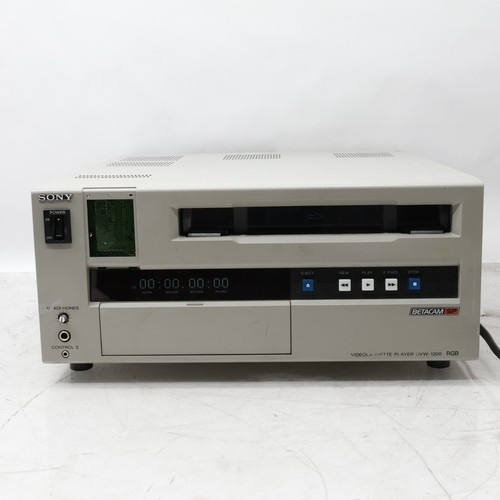 SONY BETACAM SP UVW-1200 COMMERCIAL VIDEOCASSETTE RECORDER T4-D15