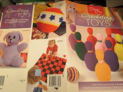 Company's Coming Crocheting Toys Book-Bowling/Book Covers/Stuffed Animals/Turtle
