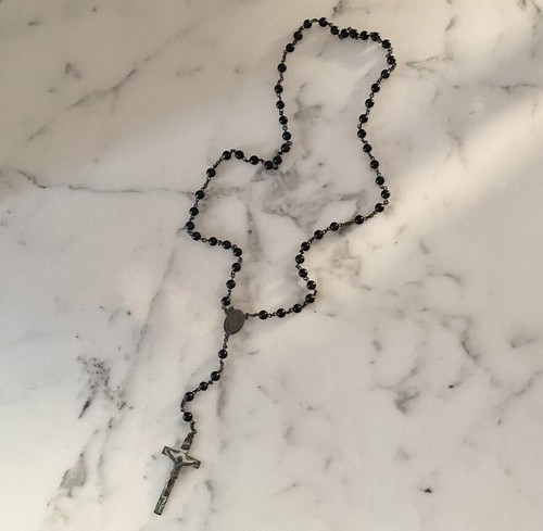 VTG EBONY WOOD ROSARY PRAYER BEADS FRANCE FRENCH W/ CASE - Picture 2 of 10