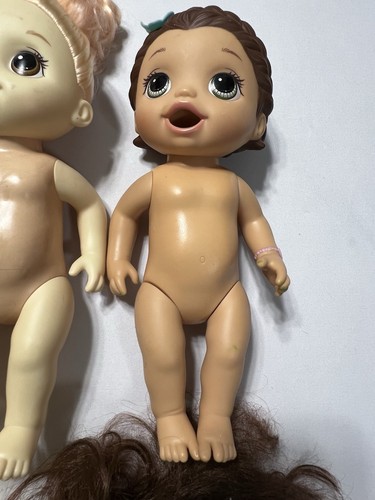 Baby Alive Lot Of 7 - Some Accessories/ READ - Picture 8 of 20