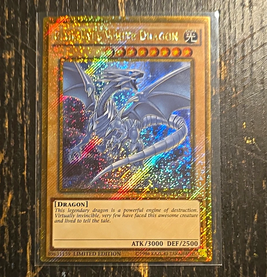 Blue-Eyes White Dragon, photo 2 of 3