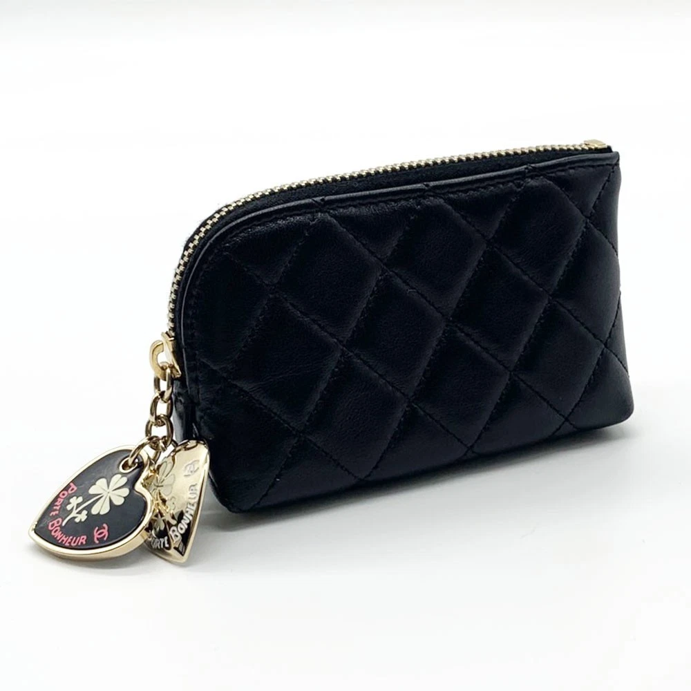 Chanel — Chanel Matelasse Coin case A46584 Black with key ring Heart Women's Wallet