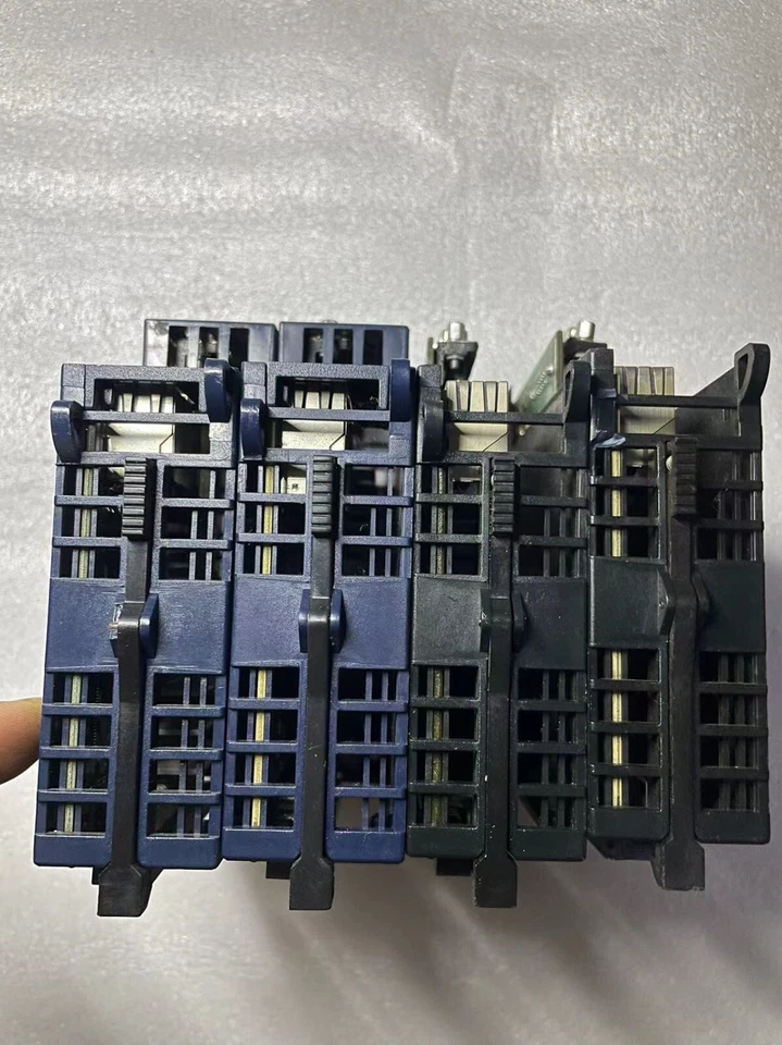Módulo Ethernet GE FANUC PLC IC695ETM001 RX3i 10/100 MBits con conmutador Foto 4 de 4