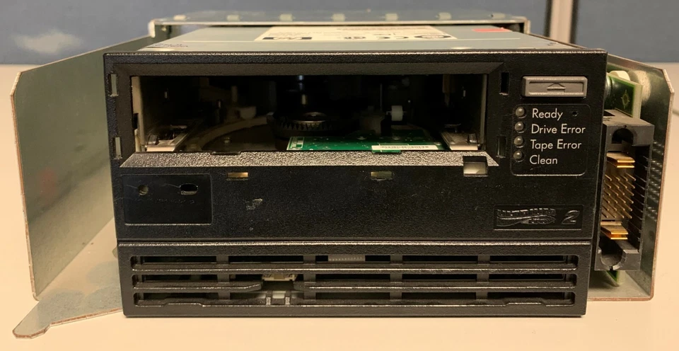 STORAGETEK LTO2 LVD/SCSI Tape Drive w/ SL500 Tray 314570001 C7379-00173 - Image 2 of 4