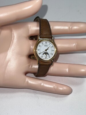 Seiko Moon Phase Watch women's 34mm White Dial Gold Tone Date 4K22-0040 New  Batt